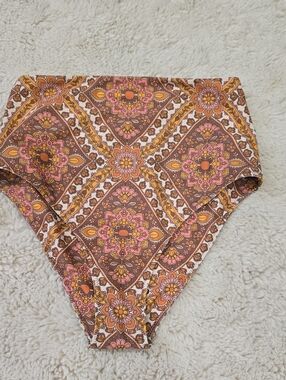 High-Waist Floral Print Bikini Bottoms in Brown and Pink